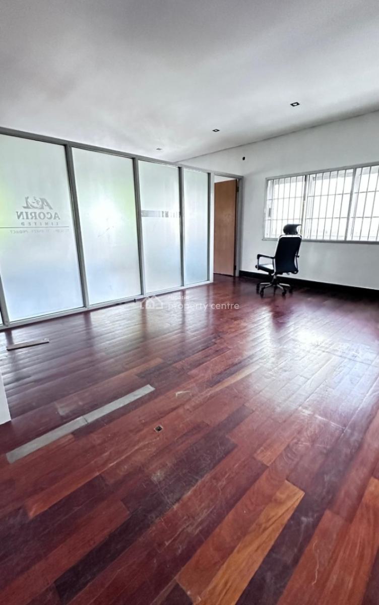 Spacious 3 Bedroom Office Space in a Decent Environment, Ikoyi, Lagos, Office Space for Rent
