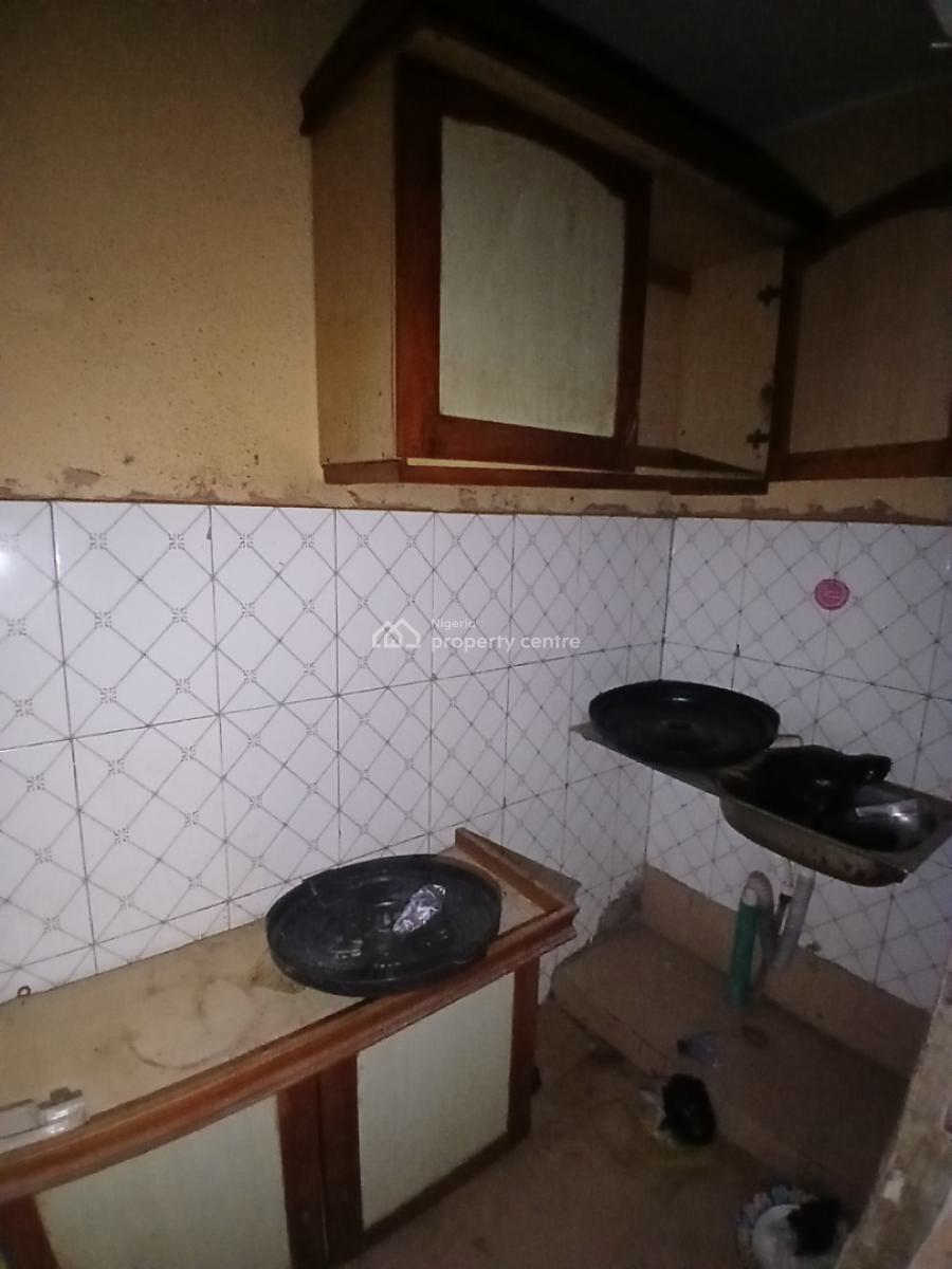 Spacious Miniflat Upstair with Balcony & Two Toilets, Off L & K Bus Stop Iyana Oworo, Gbagada, Lagos, Mini Flat (room and Parlour) for Rent
