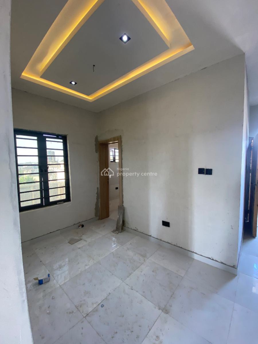 Beautiful 2bedroom Well Finished with Fitted Kitchen Silver Court Esta, No Silver Court Estate After Lagos Business School Ajah Lekki, Ajah, Lagos, Flat / Apartment for Rent