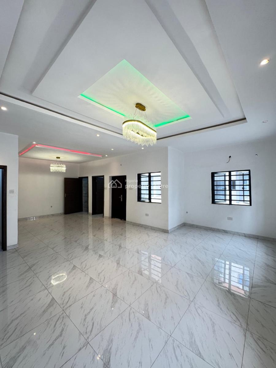 Brand-new Multi-unit Estate with High-end Amenities, Sangotedo, Ajah, Lagos, Commercial Property for Sale