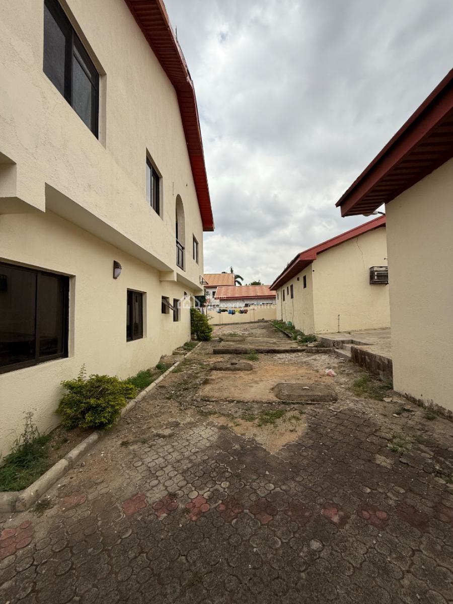 5 Bedroom Detached Duplex with 3 Bedroom Guest Chat and 3 Nos of Rooms, Gwarinpa Main, Gwarinpa, Abuja, Detached Duplex for Sale