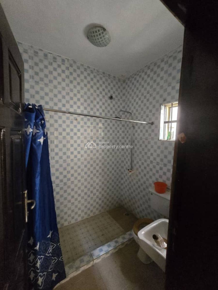 3 Bedroom Flat Apartment, Omole Phase 2, Omole Phase 2, Ikeja, Lagos, Flat / Apartment for Rent