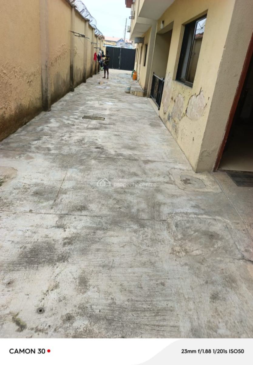 3 Units of Well Maintained 4 Bedroom Terraced Duplexes, Magodo Phase 1, Gra Phase 1, Magodo, Lagos, Terraced Duplex for Sale