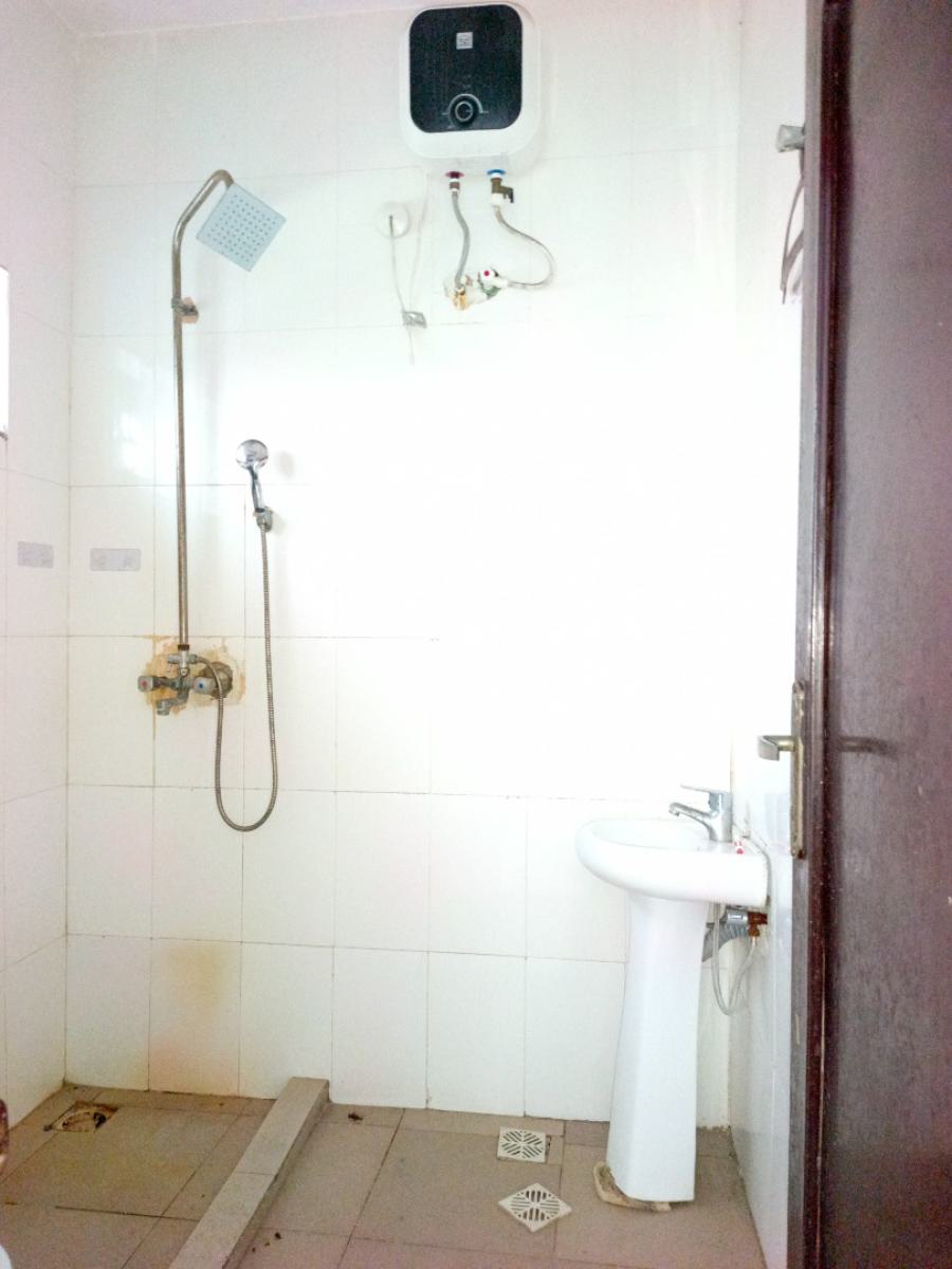 Smart Spacious 4 Bedrooms Terrace Duplex with Bq, in Estate at Abraham Adesanya Axis, Ajah Lagos, Ajah, Lagos, Terraced Duplex for Rent