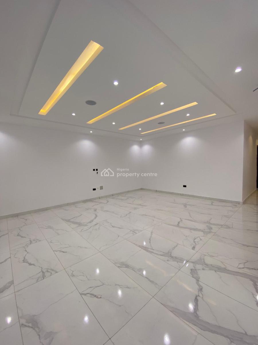Luxury 3-bedroom Apartment with Swimming Pool,, Lekki Phase 1, Lekki Phase 1, Lekki, Lagos, Block of Flats for Sale
