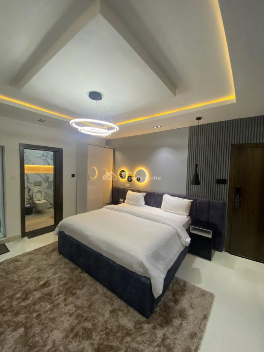 Spacious Studio, Off Admiralty, Lekki Phase 1, Lekki, Lagos, Self Contain (single Rooms) Short Let