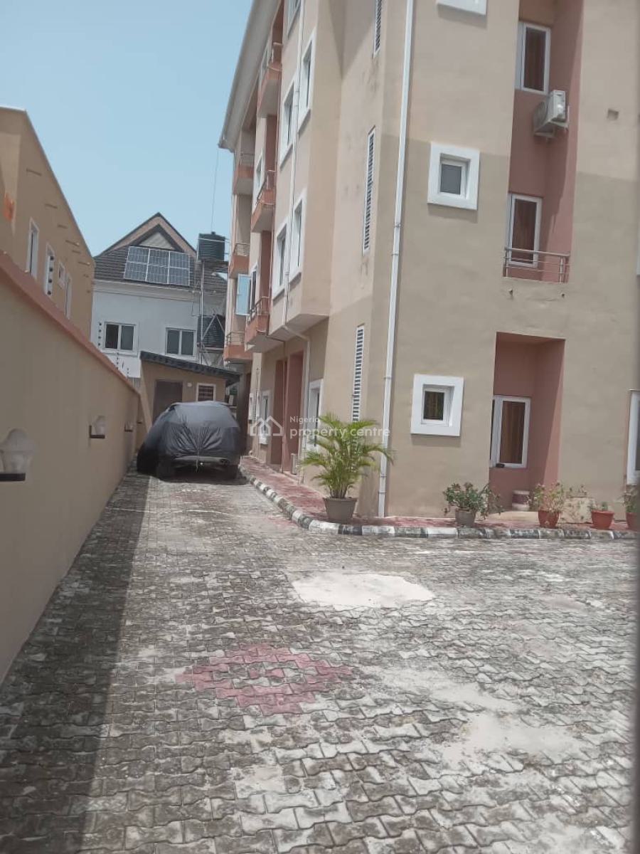 3 Bedrooms Apartment in a Secured Estate, Ikate, Lekki, Lagos, Flat / Apartment for Rent