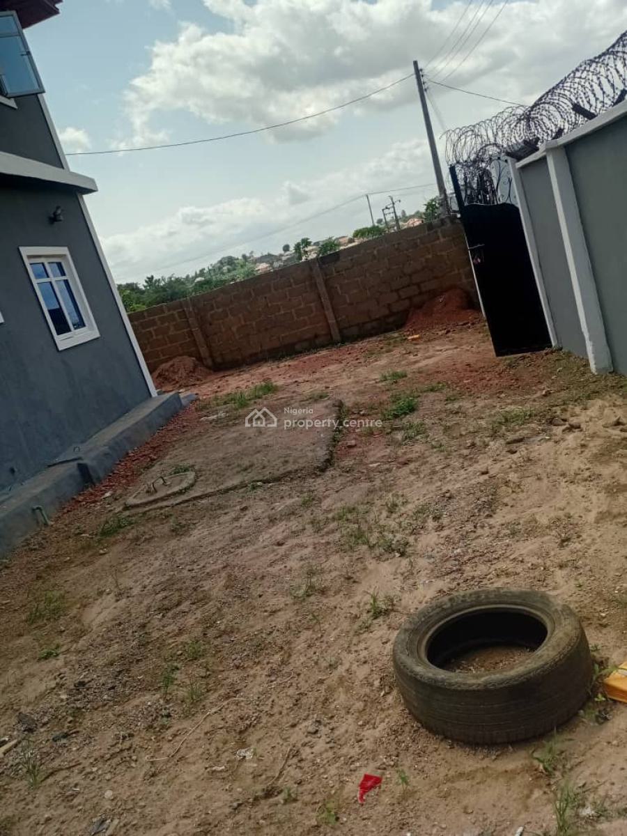 a Well Built 4 Units of 3 Bedroom Flat in a Serene Environment, Arapaja, Odo-ona Kekere, Oluyole, Oyo, House for Sale