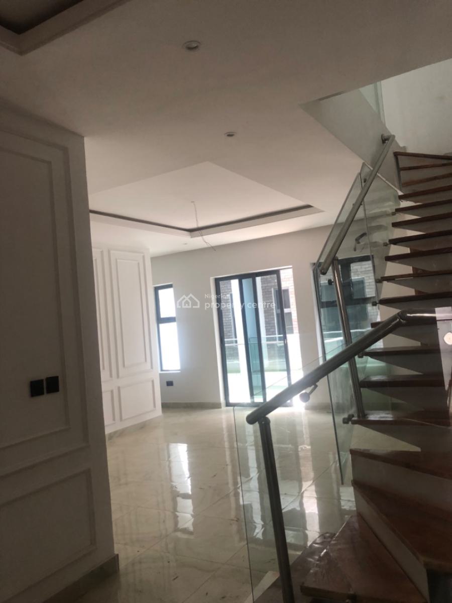 2 Bedroom Pent House, Freedom Road, Ikate, Lekki, Lagos, Flat / Apartment for Sale