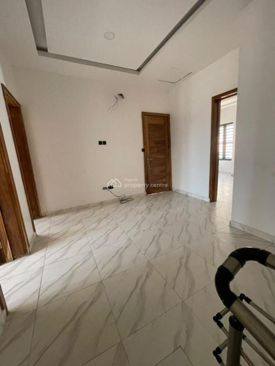 4 Bedroom Semi Detached Self Compound, Lekki, Lagos, Semi-detached Duplex for Sale