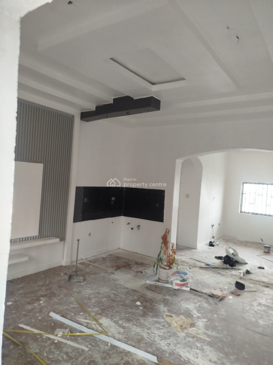 Specious Three Bedroom Apartment, Off Amino Kano Crescent, Wuse 2, Abuja, Flat / Apartment for Rent