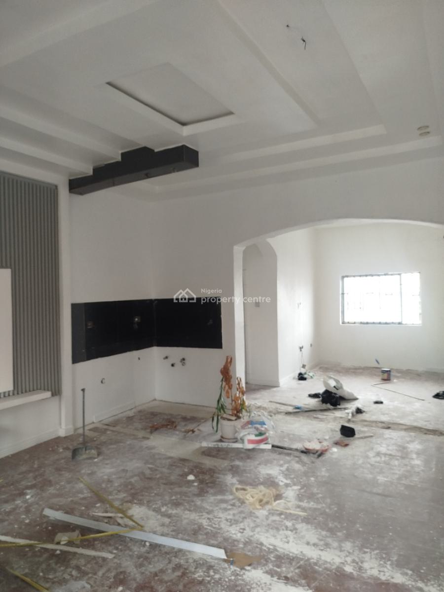 Specious Three Bedroom Apartment, Off Amino Kano Crescent, Wuse 2, Abuja, Flat / Apartment for Rent