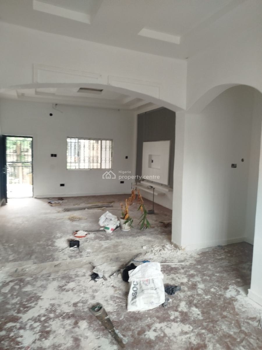 Specious Three Bedroom Apartment, Off Amino Kano Crescent, Wuse 2, Abuja, Flat / Apartment for Rent
