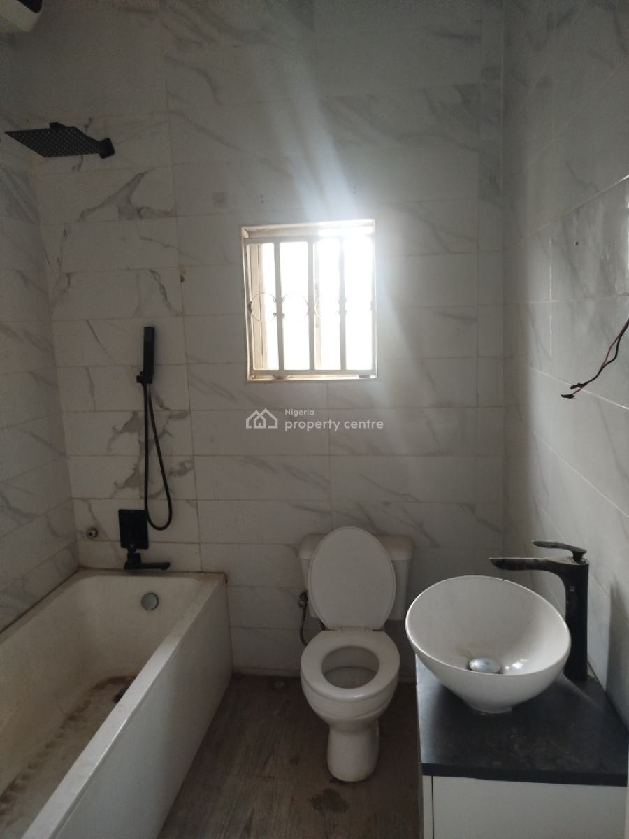 Specious Three Bedroom Apartment, Off Amino Kano Crescent, Wuse 2, Abuja, Flat / Apartment for Rent