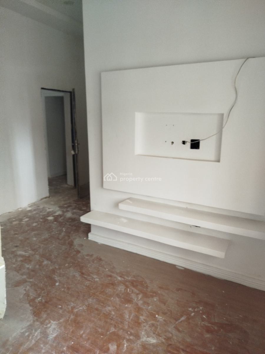 Specious Three Bedroom Apartment, Off Amino Kano Crescent, Wuse 2, Abuja, Flat / Apartment for Rent