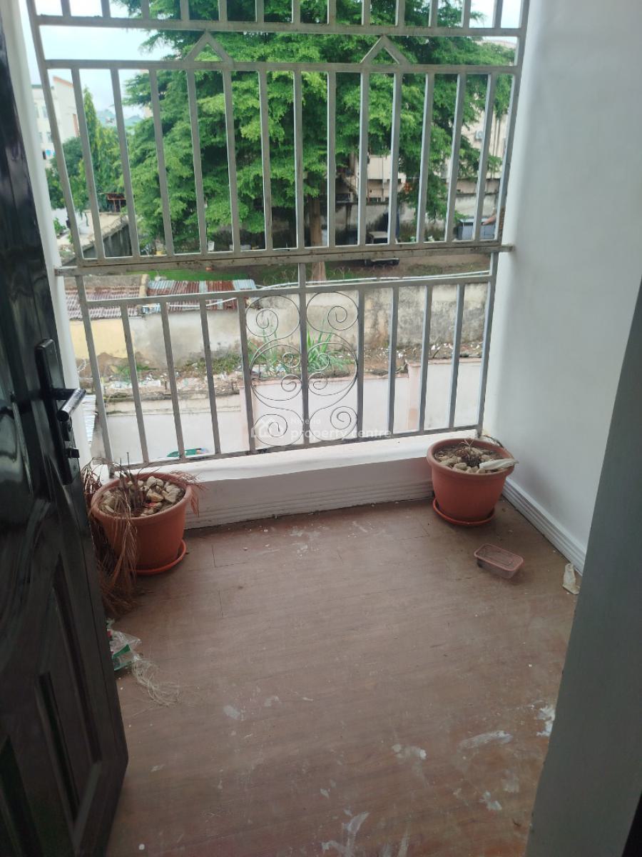 Specious Three Bedroom Apartment, Off Amino Kano Crescent, Wuse 2, Abuja, Flat / Apartment for Rent