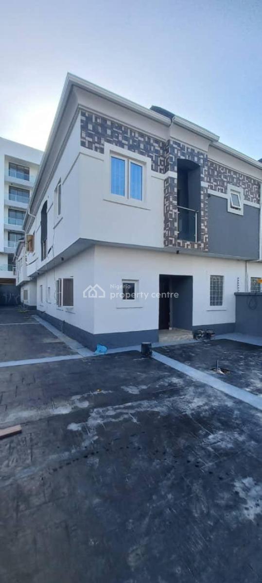 Executive Spacious 4 Bedroom Terrace Duplex Just 2 Alone in The Compound, Ikate, Lekki, Lagos, Terraced Duplex for Rent