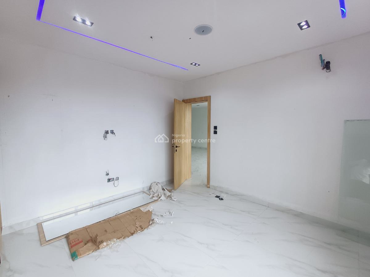 2 Bedroom Apartments with Bq, Swimming Pool and Gym, Lekki Phase 1, Lekki, Lagos, Block of Flats for Sale