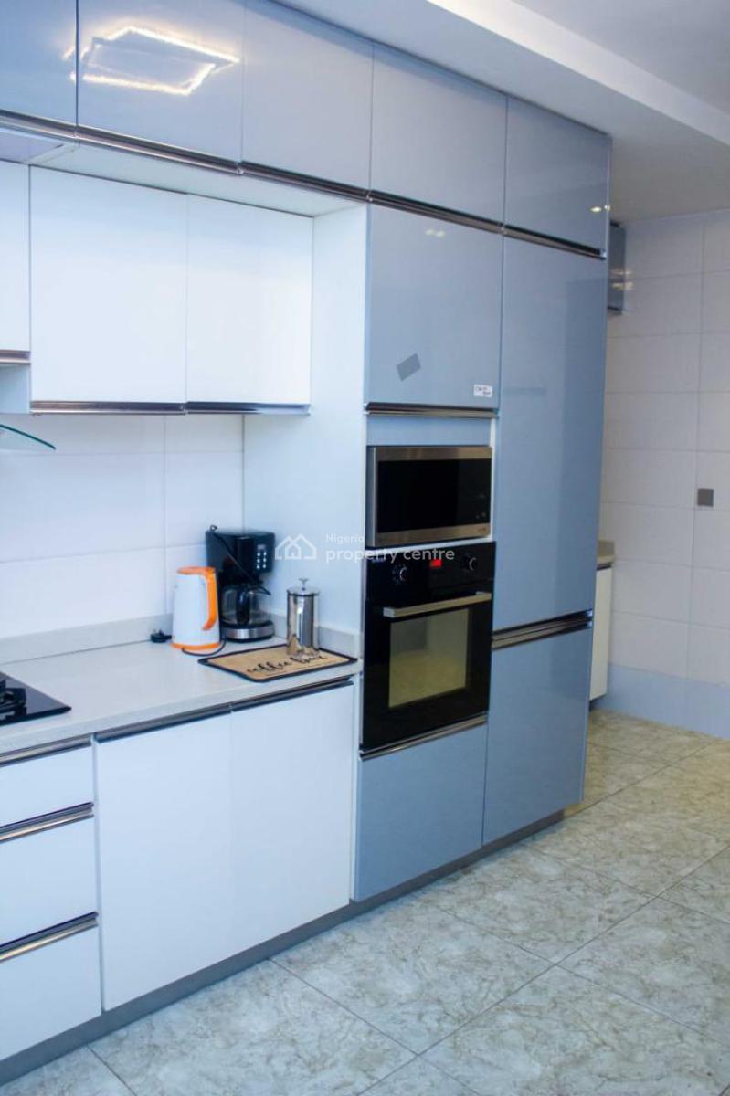 Luxurious  Two Bedroom Apartment with Bq, Shoreline Off Banana Island Road, Ikoyi, Lagos, Flat / Apartment for Sale