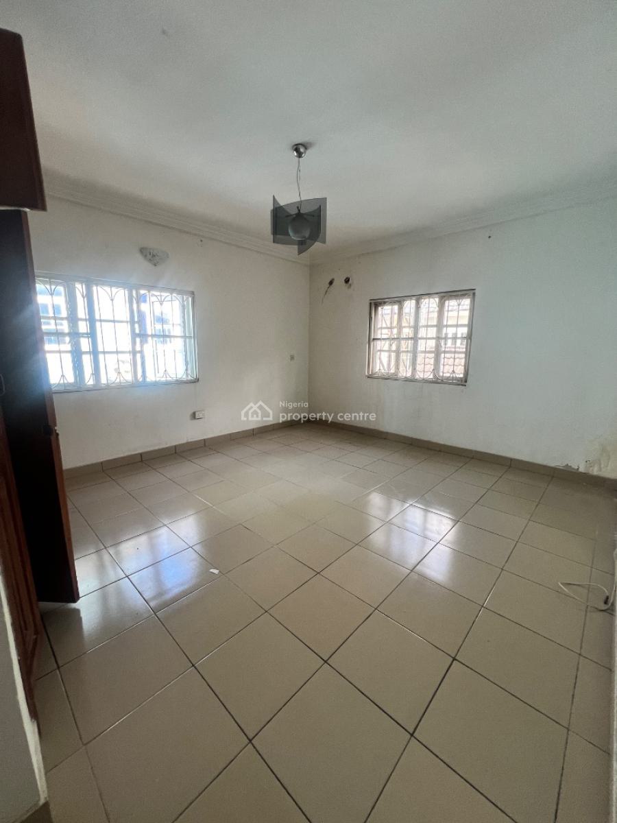 Self Service 3 Bed Aparment W/bq, Lekki Phase 1, Lekki, Lagos, Flat / Apartment for Rent