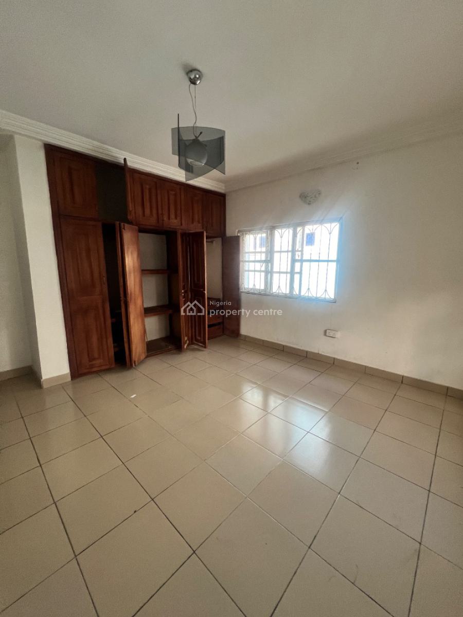 Self Service 3 Bed Aparment W/bq, Lekki Phase 1, Lekki, Lagos, Flat / Apartment for Rent