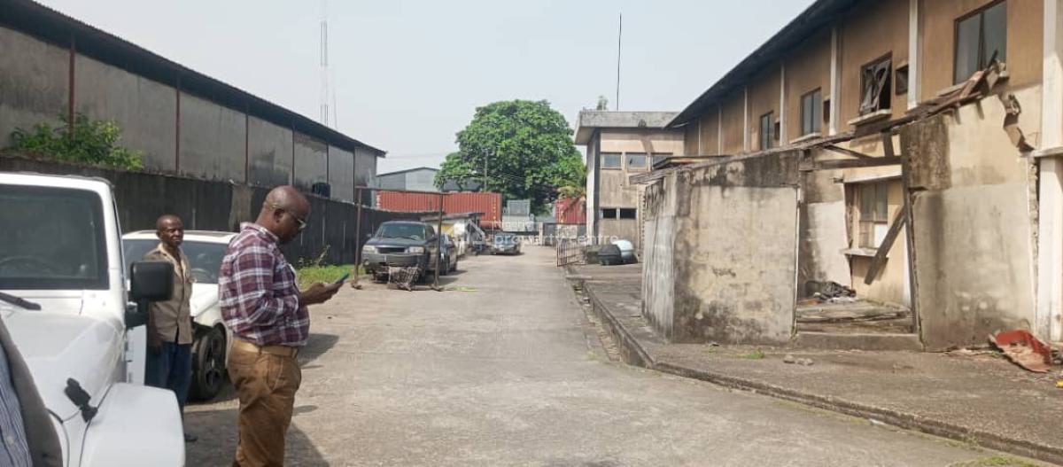 8700 Sqm Land + Warehouse, Off Eric Moore Road, Surulere, Lagos, Land for Sale