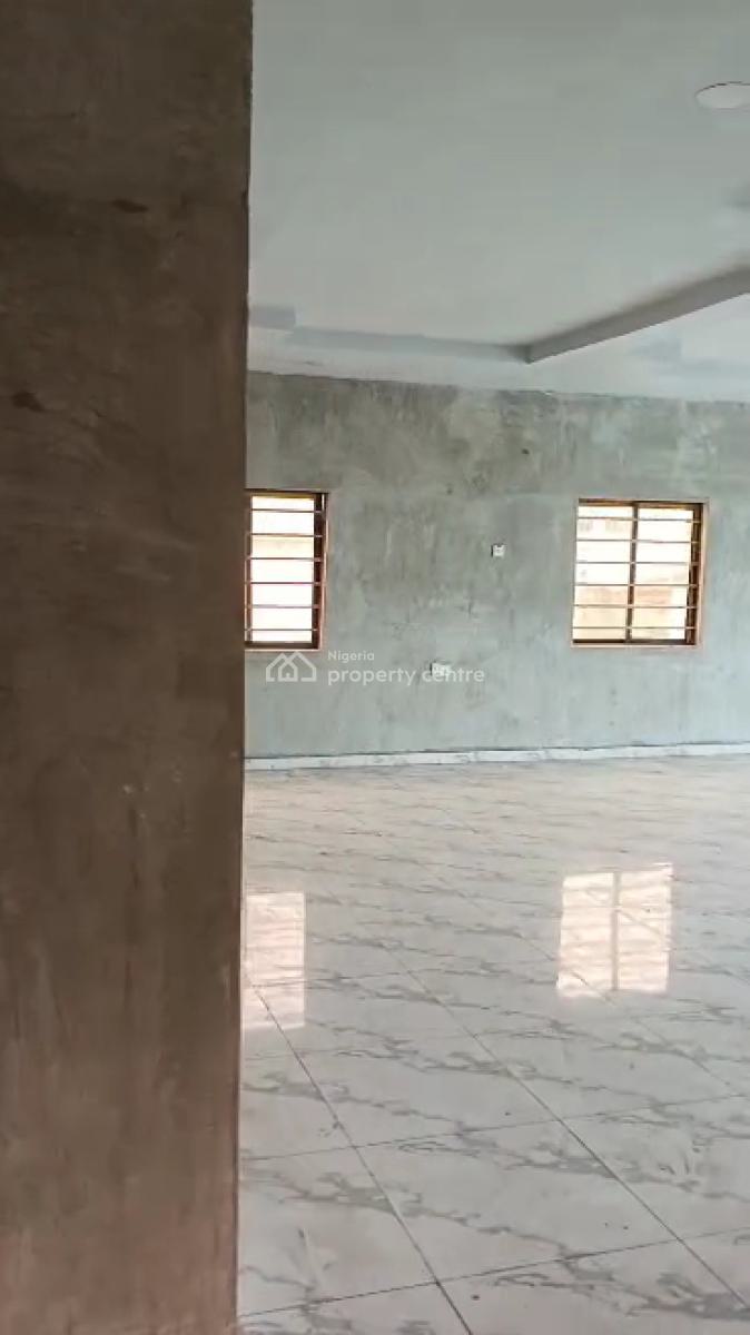 Spacious Open Plan Office with Two Toilets., Alagomeji, Yaba, Lagos, Office Space for Rent