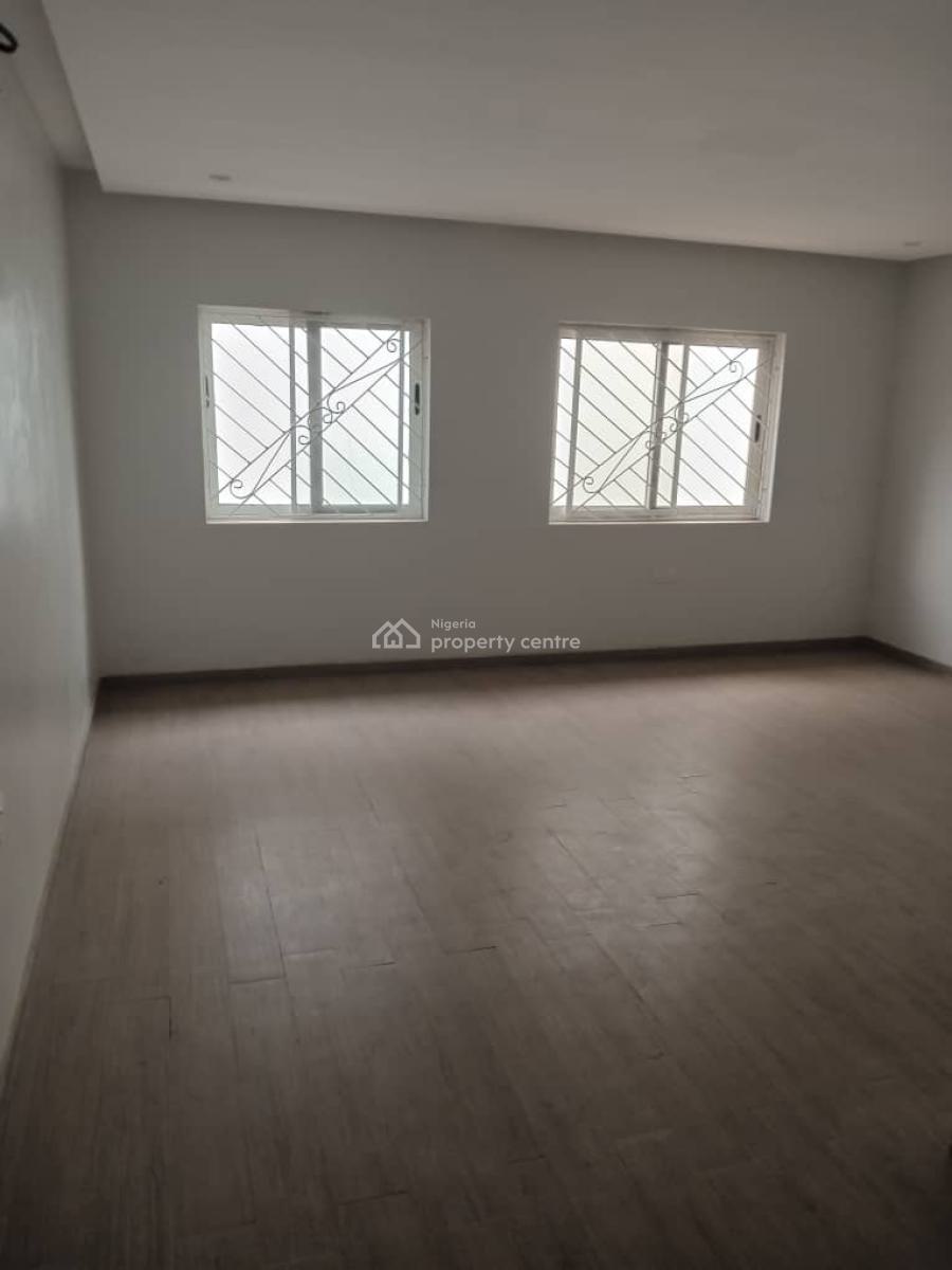 a Well Built Spacious 8 Bedroom Fully Detached Duplex + 3bqs., Maitama District, Abuja, Detached Duplex for Rent