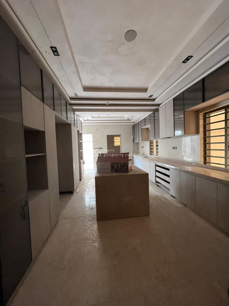 Spacious 7 Bedroom Fully Detached Duplex with Bq, Ikeja Gra, Ikeja, Lagos, Detached Duplex for Sale