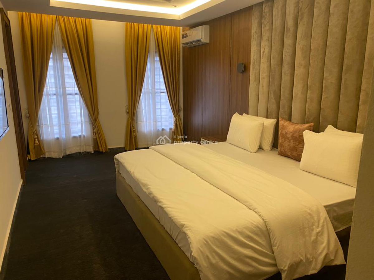 Luxury 3 Bedrooms Flat, Ademola Adetokunbo, Wuse 2, Abuja, Flat / Apartment Short Let