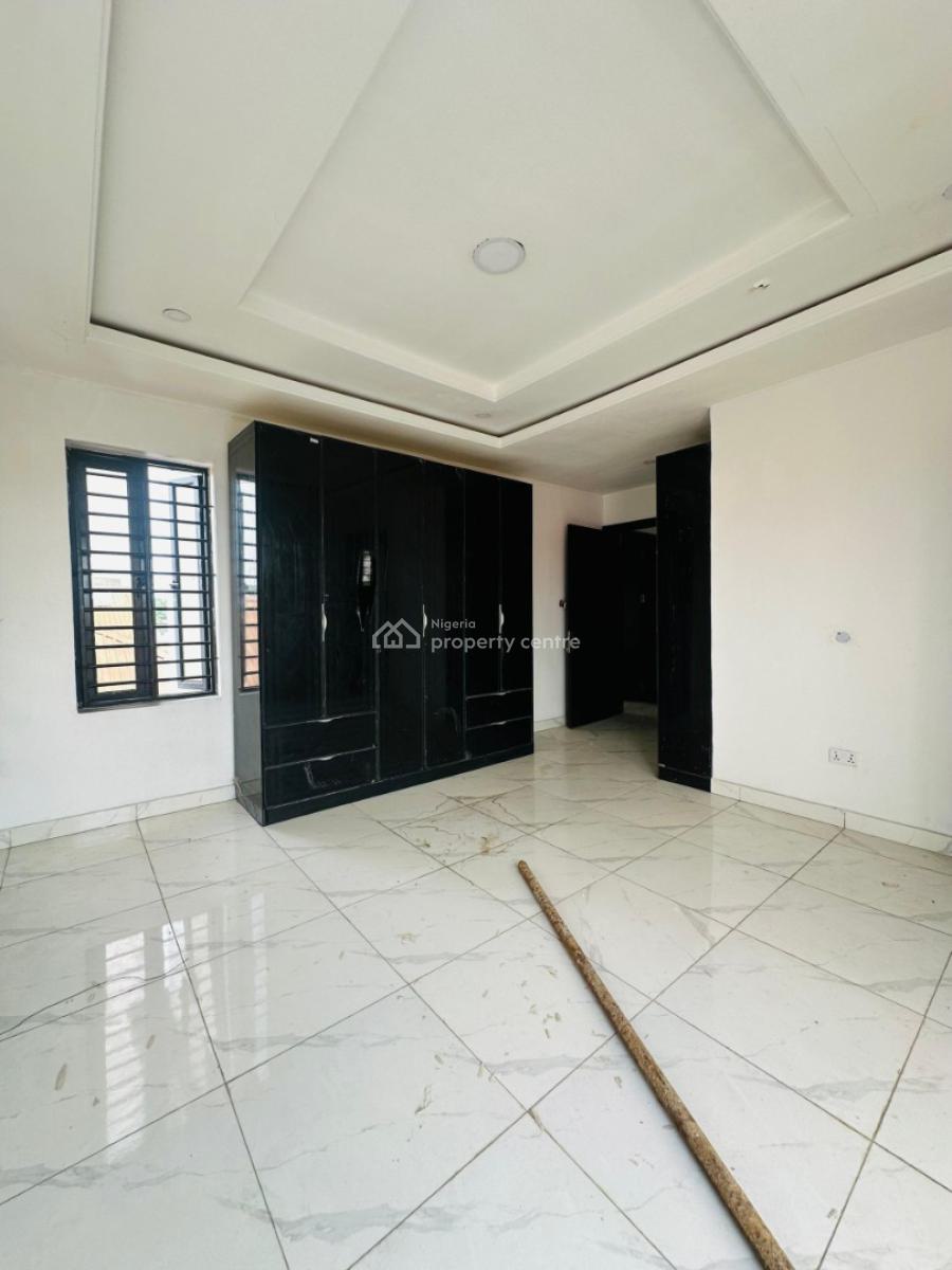 Beautiful 2 & 3 Bedroom Apartment with Bq, Maryland, Lagos, Flat / Apartment for Sale