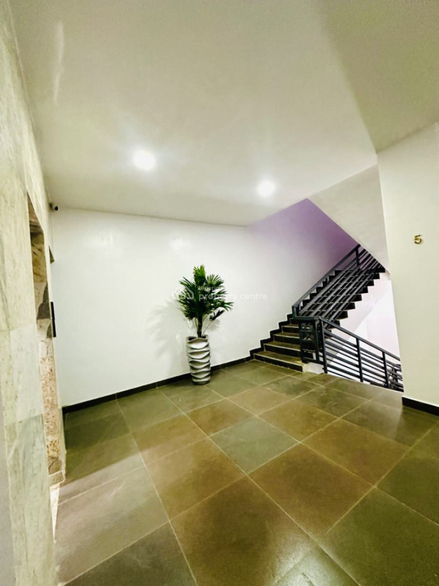 Serviced 3bedrooms Maisonette with Bq and Open Terrace, Lekki Phase 1, Lekki, Lagos, House for Rent
