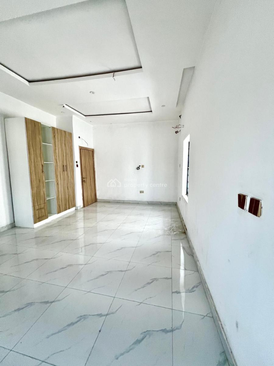 4 Bedroom Semi-detached Duplex with Bq, Ajah, Lagos, Semi-detached Bungalow for Sale