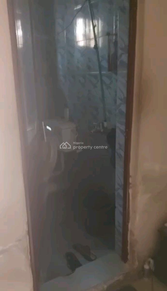 Corner-piece Semi-detached Bungalow, Off Bode Thomas Road, Surulere, Lagos, Semi-detached Bungalow for Sale