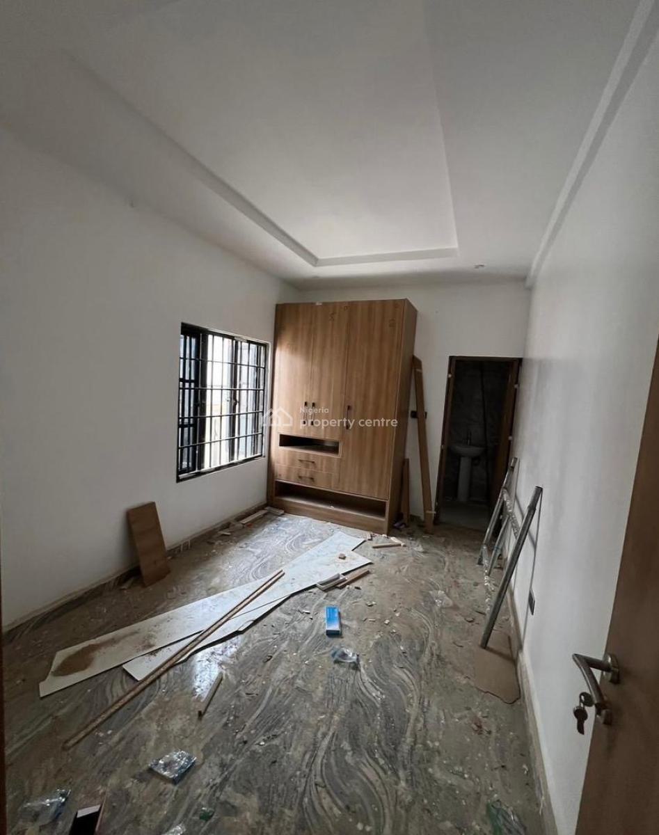 5 Bedroom Terrace Duplex with One Bq, Guzape District, Abuja, Terraced Duplex for Sale
