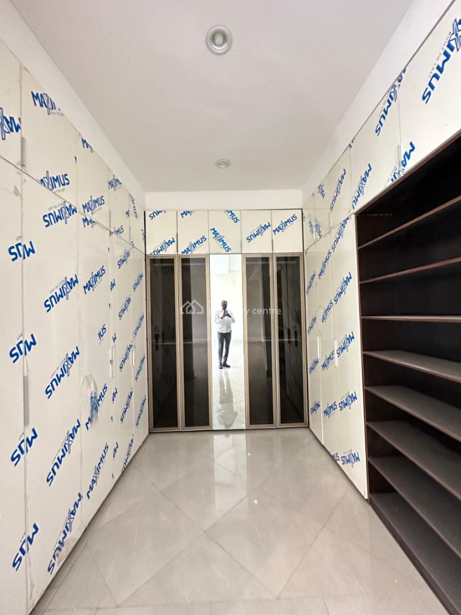4 Bedroom Maisonette with Swimming Pool, Gym and Bq, Old Ikoyi, Ikoyi, Lagos, Flat / Apartment for Sale