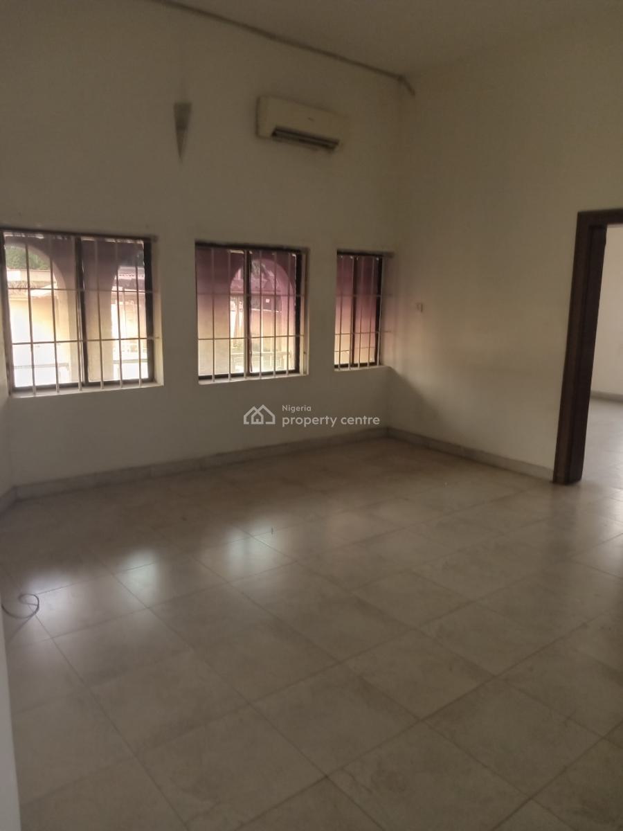 a Very Good Fully Serviced 8 Bedroom Fully Detached Duplex + Bq, Maitama District, Abuja, Detached Duplex for Rent