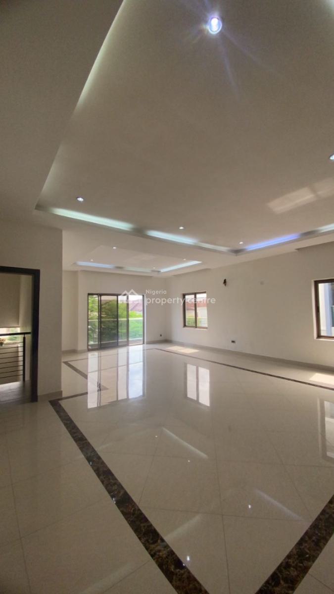 Brand New 3 Bedrooms Apartment Available, Lekki Phase 1, Lekki, Lagos, Flat / Apartment for Rent