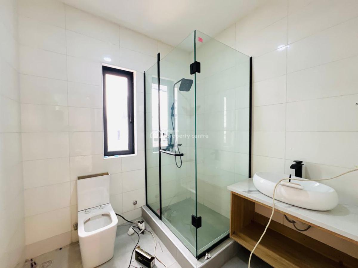 2bedroom Flat with Bq, Lekki Phase 1, Lekki, Lagos, Flat / Apartment for Sale