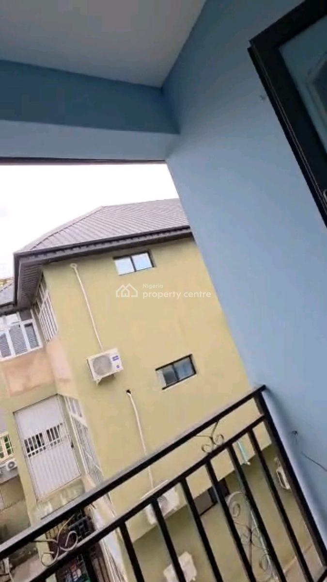 a Lovely Roomself Contain Upstairs in a Gated and Serene Neighborhood, Olawaiye Street, Ikeja, Lagos, Self Contain (single Rooms) for Rent