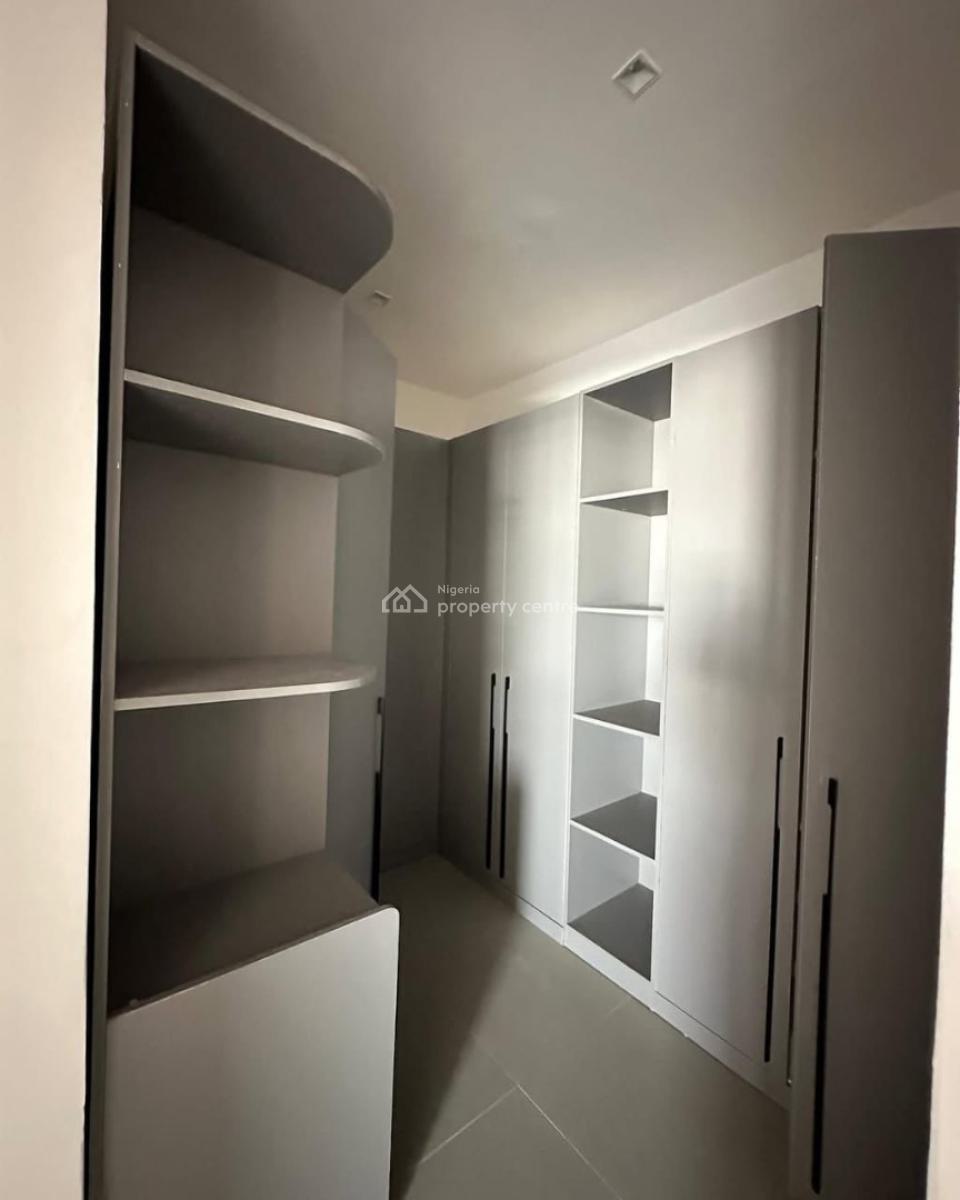 Contemporary Spacious Luxury 3 Bedrooms with Bq  Apartment, in a Well Secured Service Estate, Ikoyi, Lagos, Flat / Apartment for Rent
