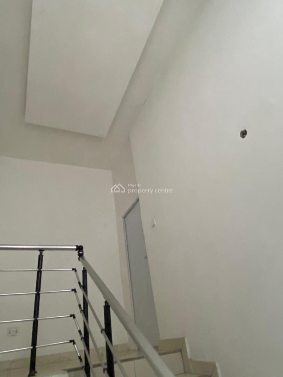 a Luxury Standard 2 Bedroom Apartment, Oral Estate, Lekki, Lagos, Flat / Apartment for Rent