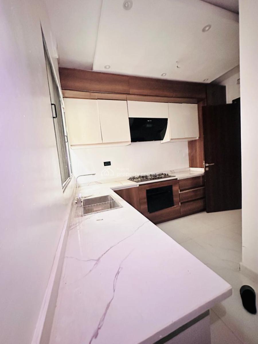 2 Bedroom Apartment, Lekki Phase 1, Lekki, Lagos, Flat / Apartment for Rent