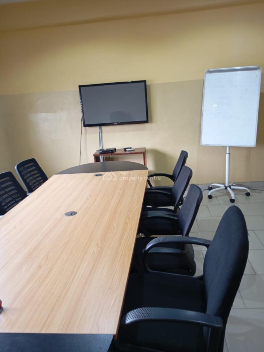 Boardroom, Obasa, Oba Akran, Ikeja, Lagos, Conference / Meeting / Training Room for Rent