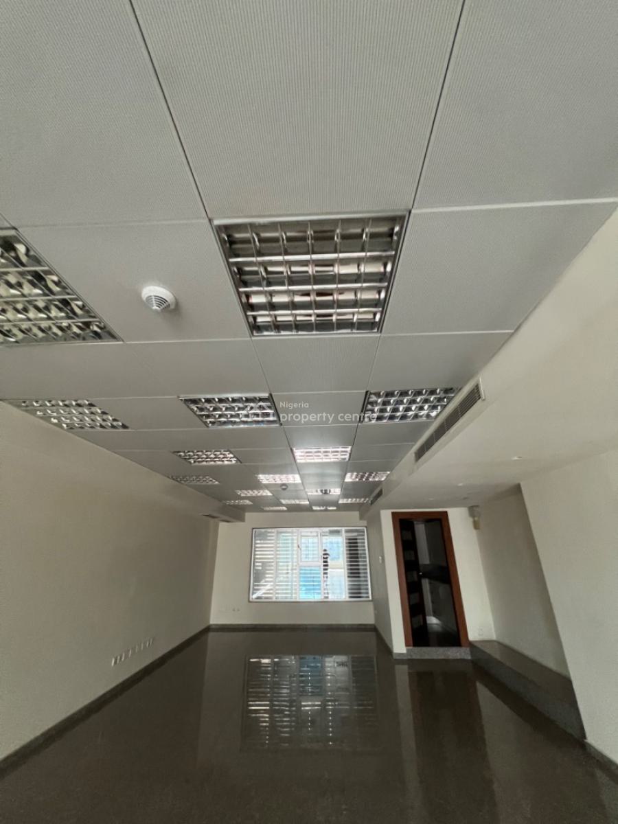 Brand New Spacious Office Space Upstairs, Victoria Island (vi), Lagos, Office Space for Rent