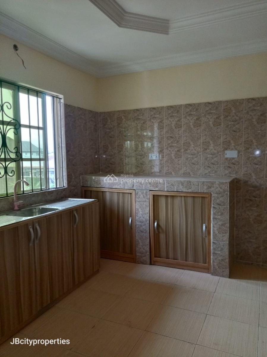 Big Luxury 2 Bedroom Apartment, Ogombo, Ogombo, Ajah, Lagos, Flat / Apartment for Rent