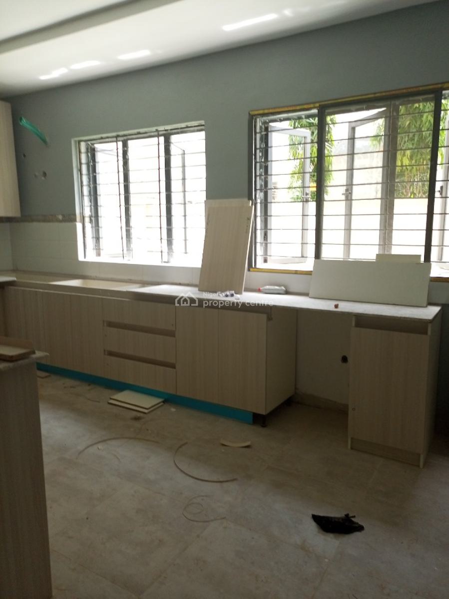 Tastefully Finished Luxurious Spacious Brand Newly Built:  Smart and C, By Gilmor, Jahi, Abuja, House for Sale