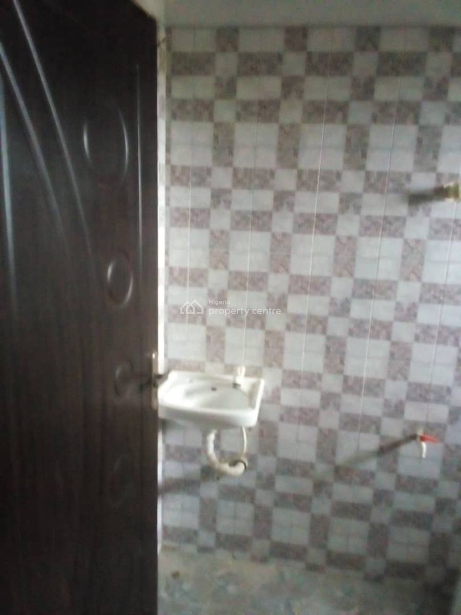 Decent 2 Bedroom Flat, Beach Estate, Ori-oke, Ogudu, Lagos, House for Rent