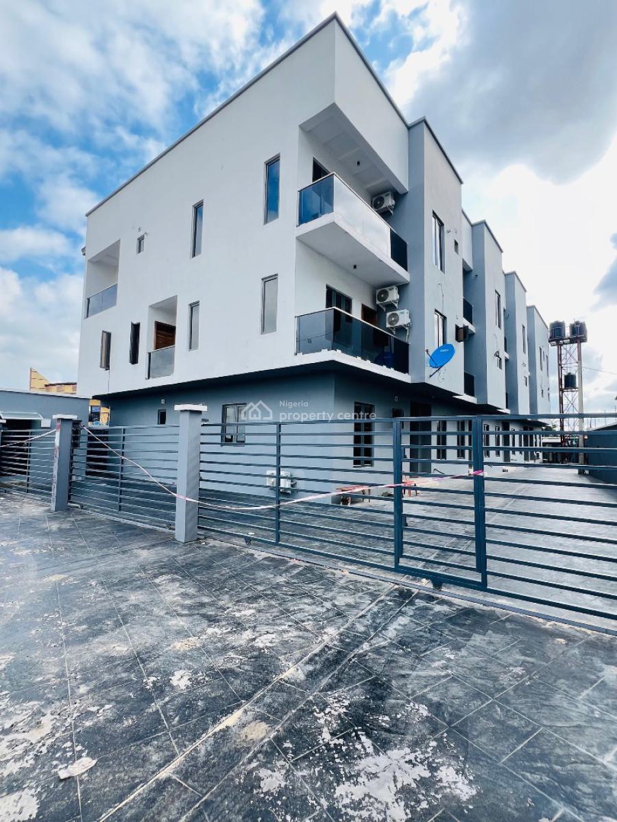 Exquisitely Spacious 4 Bedrooms Terraced Duplex Plus Bq, Surulere, Lagos, House for Sale