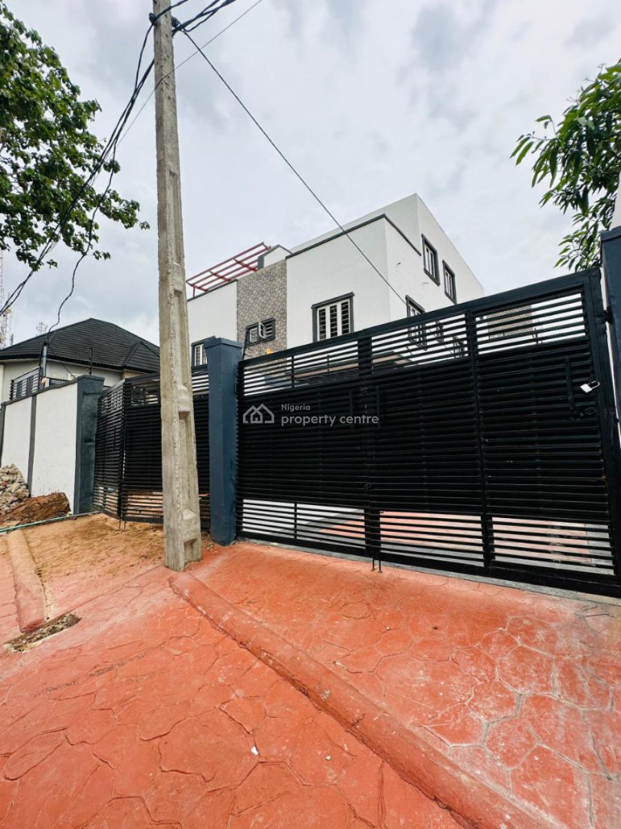 4 Bedrooms Semi-detached with a Bq, Gra Phase 1, Magodo, Lagos, Semi-detached Duplex for Sale
